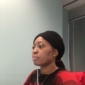 Meet your Posher, Olayinka